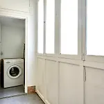 Comfortable Next To Apolo Theater Διαμέρισμα