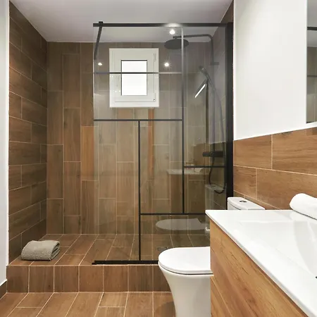 Comfortable Apartment Next To Apolo Theater Barcelona