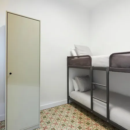 Comfortable Apartment Next To Apolo Theater * Barcelona