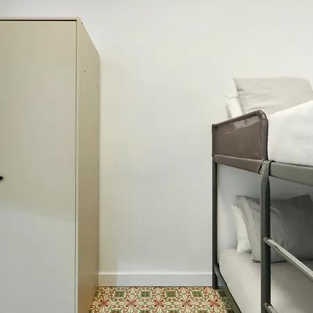 Comfortable Apartment Next To Apolo Theater Barcelona